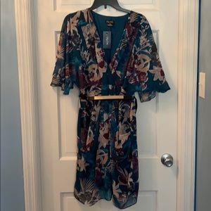 Blue floral dress with pockets!